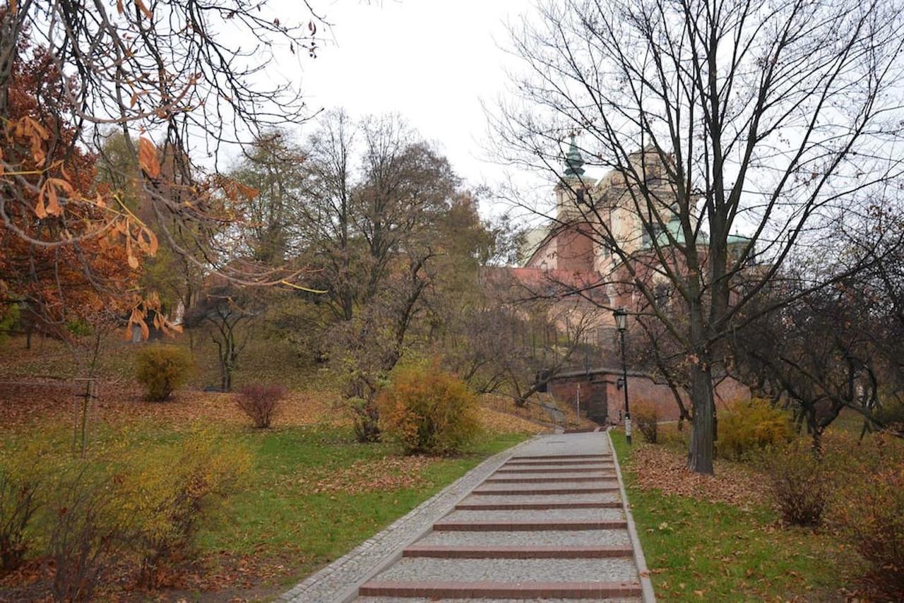 Mariensztat - View 2 Butas